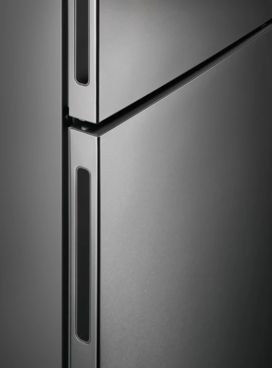 Ⓜ️🔵🔵🔵👌 Electrolux LTB1AF28U0 - Frigorifero doppia porta LOW FROST, 5 anni garanzia sul compressore, Argento + Acciaio Inox antimpronta, 244 litri, Nuova classe energetica F